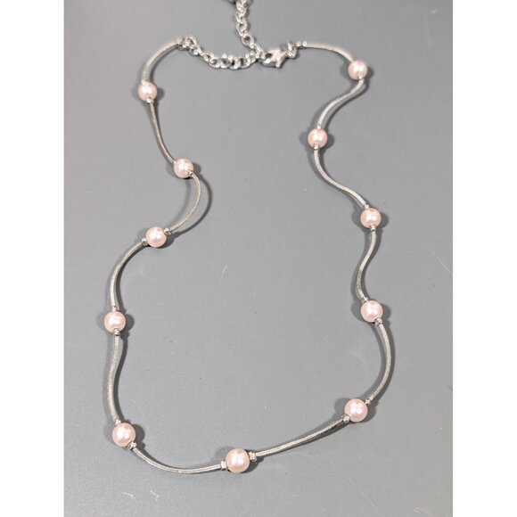 Silver Tone Faux Pearl Station Chain Necklace Elegant Bridal Classic 19" - Picture 2 of 10